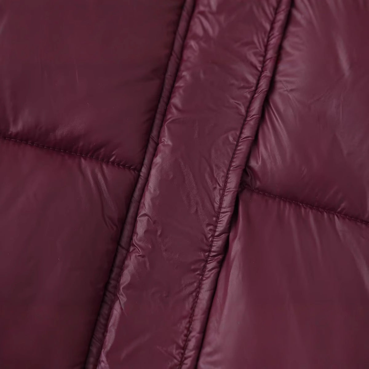Gilet sans manche femme - Uni sans manches, matelassé - Style épuré, superposition chic - Tissu technique, garnissage fin | ATELIER GARDE