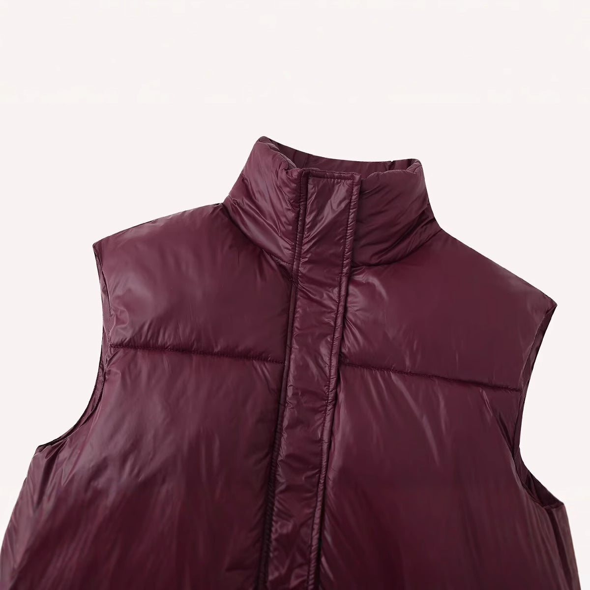 Gilet sans manche femme - Uni sans manches, matelassé - Style épuré, superposition chic - Tissu technique, garnissage fin | ATELIER GARDE